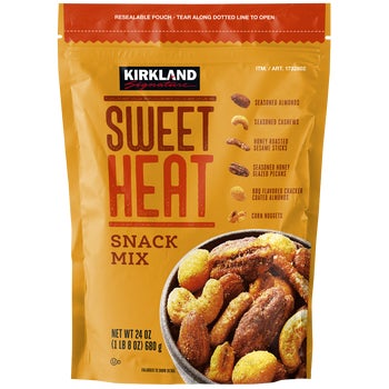 Kirkland Signature Sweet Heat Snack Mix, 24 oz